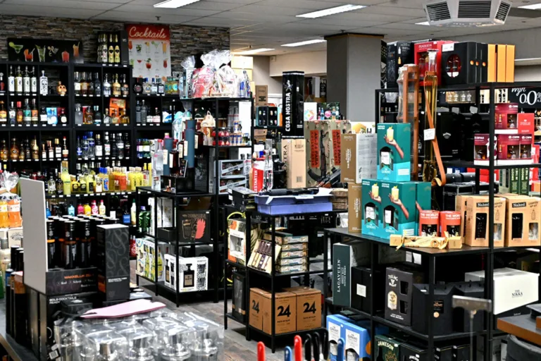 Slijterij/Wijnhandel van Pelt