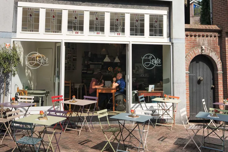 Eetboetiek Festina Lente