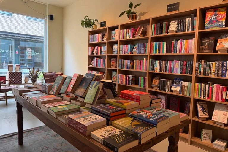 Anna's Bookcafé